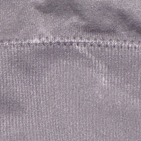 Lavender Strappy Sportsbra - Picture 3 of 3